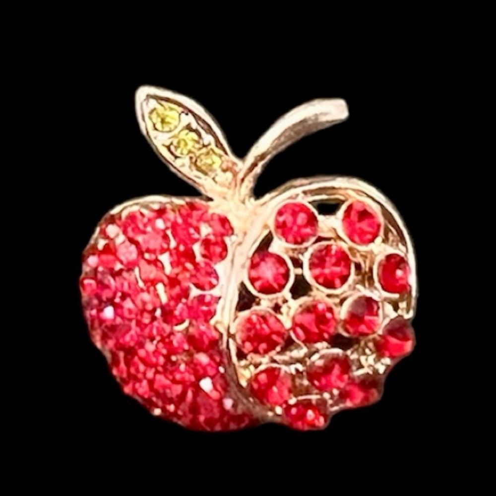 APPLE PIN BROOCH